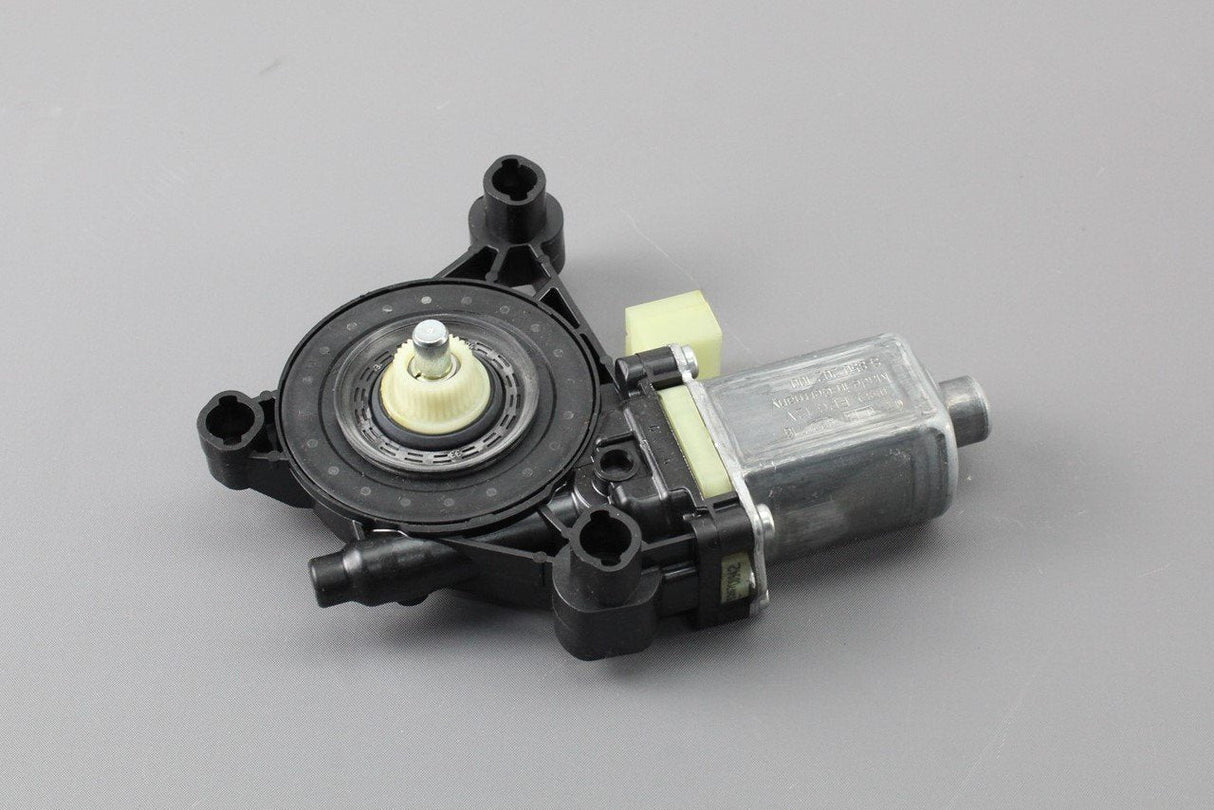 VW Golf MK7 Audi A3 TT Q2 Skoda SEAT right front window motor 5Q0959802B