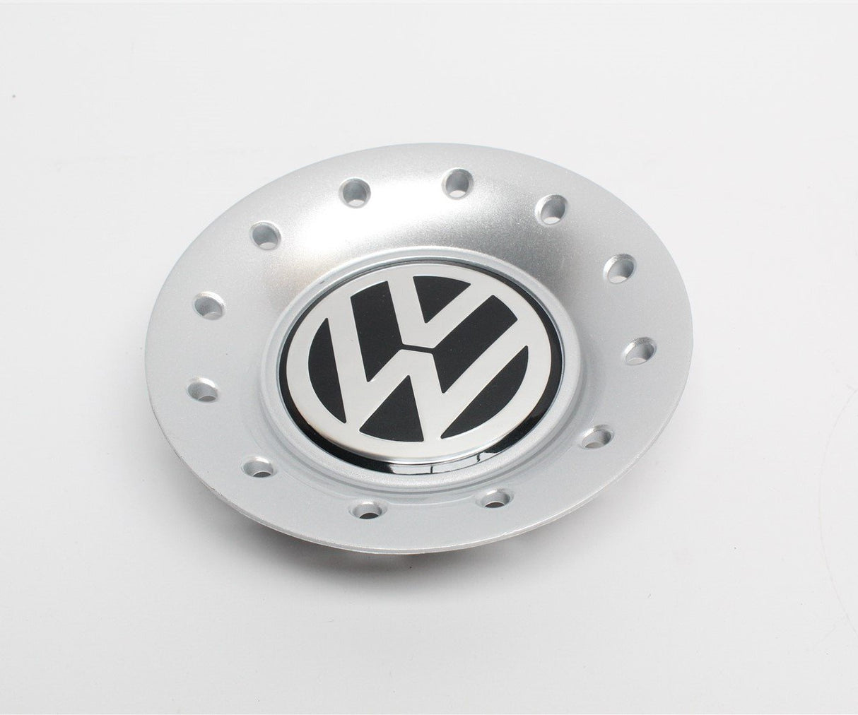 Genuine VW Golf MK4 Bora 'Le Castellet' alloy wheel centre cap 1J0601149G GJW